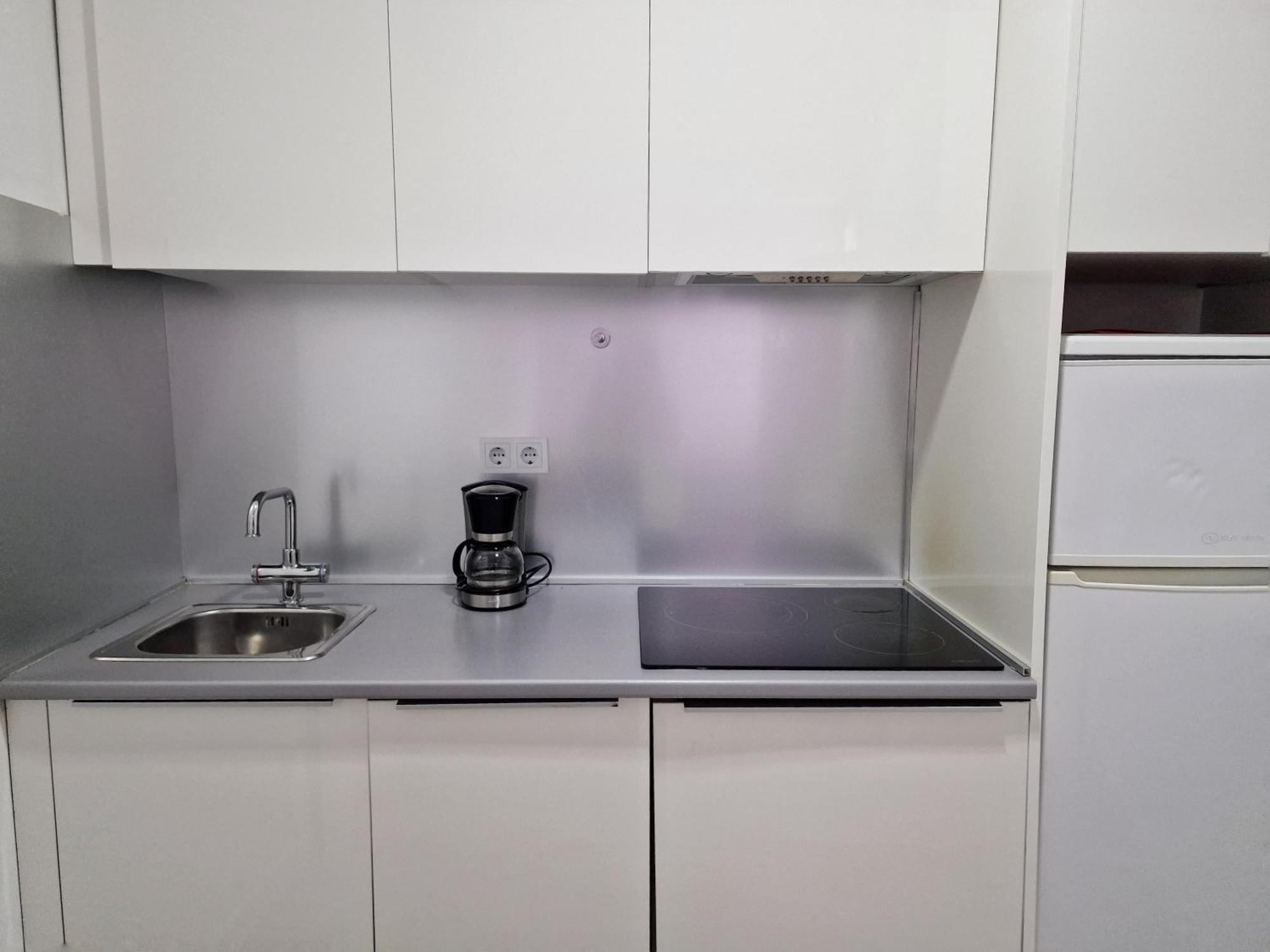 Appartement San Buenaventura Vistillas Apartamento Para Dos à Madrid Extérieur photo