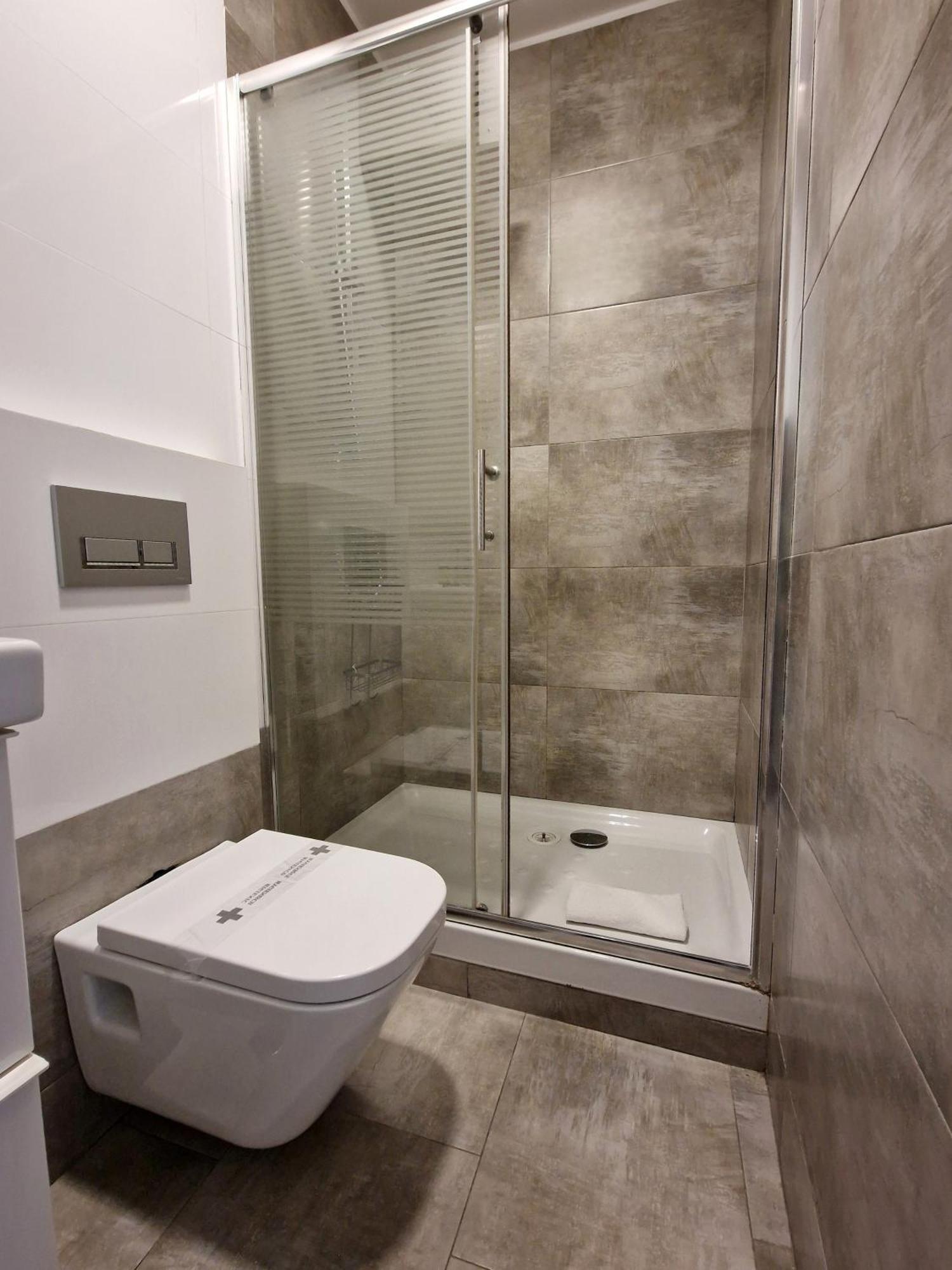 Appartement San Buenaventura Vistillas Apartamento Para Dos à Madrid Extérieur photo