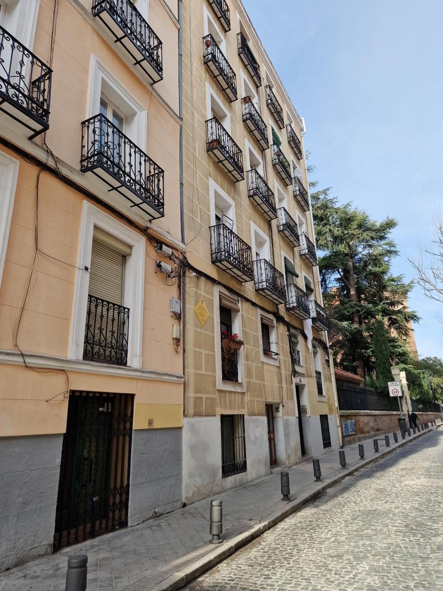 Appartement San Buenaventura Vistillas Apartamento Para Dos à Madrid Extérieur photo